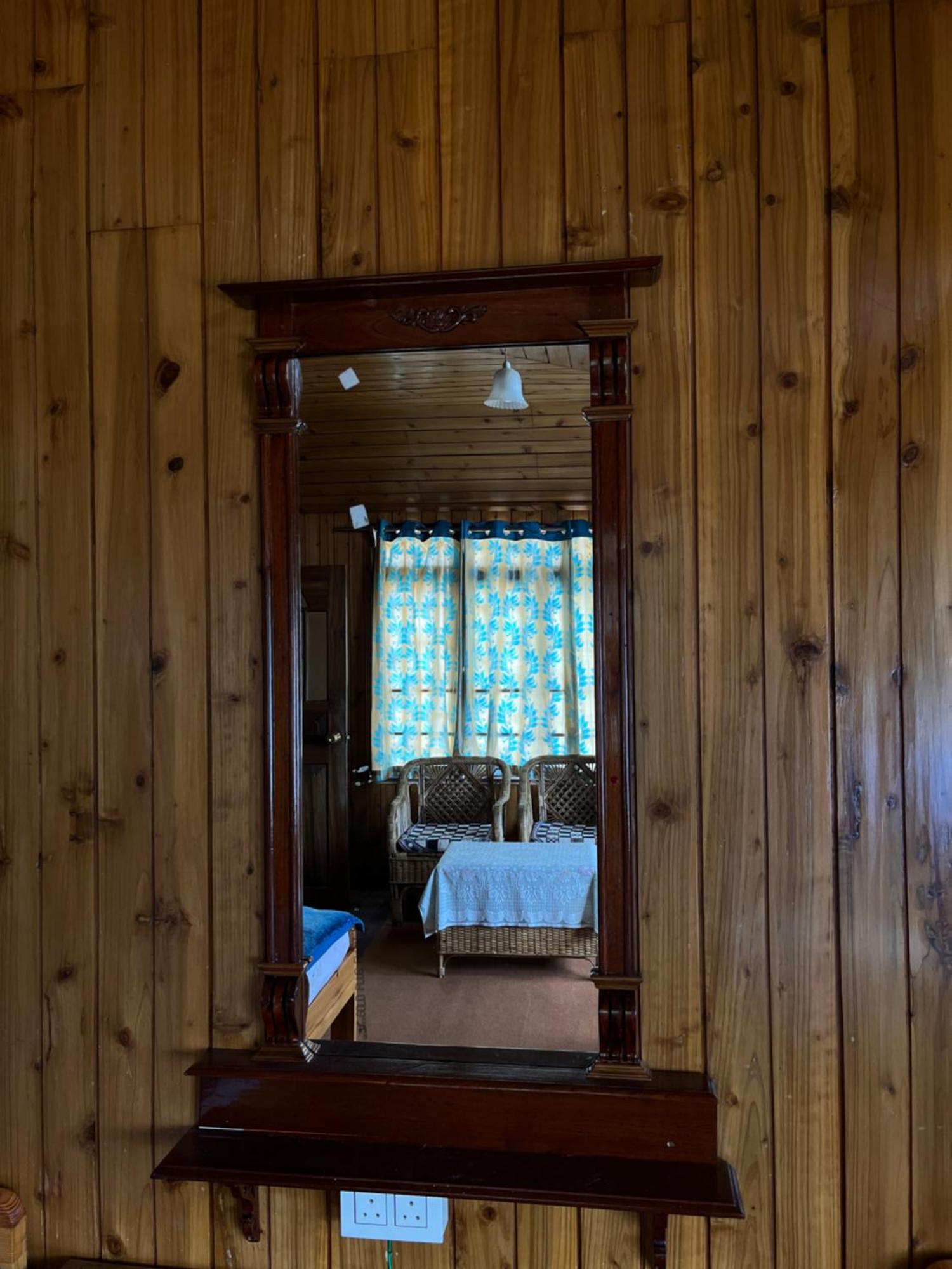 Eagle'S Nest Homestay ดาร์จีลิง ภายนอก รูปภาพ